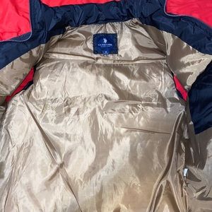 U.S. Polo black/gold packable vest